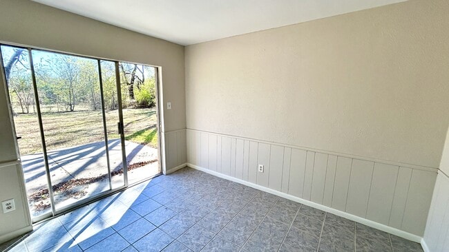 Building Photo - 140 VZ County Rd 2153