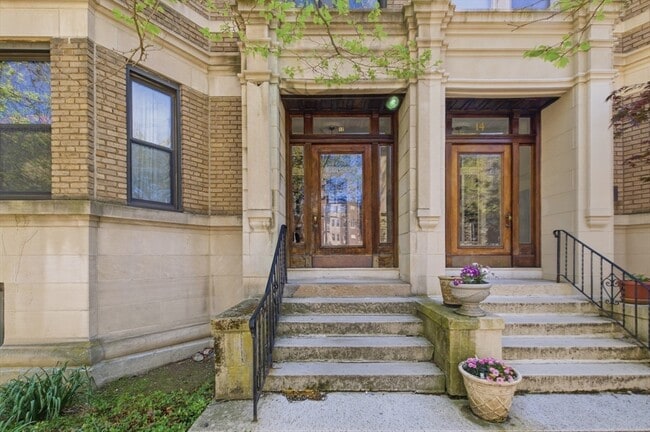 Building Photo - 12 Parkman St