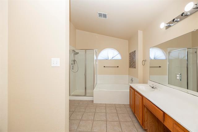 Building Photo - 1408 Millbrook Ln