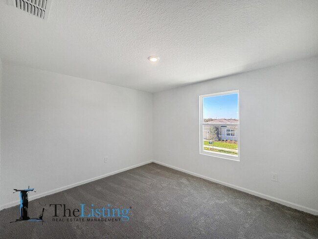 Building Photo - 4810 Katrina Dr