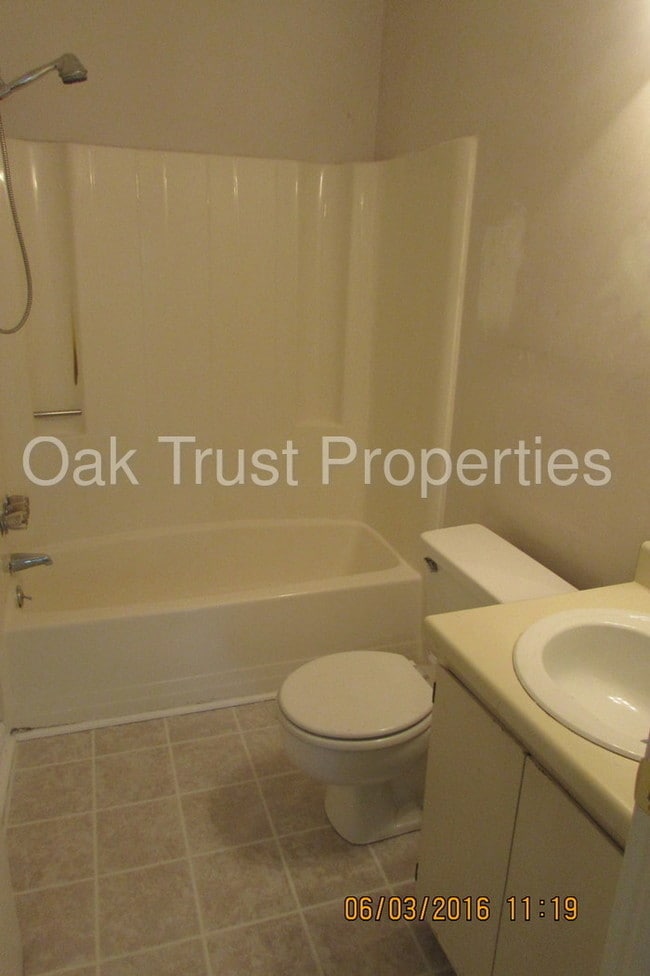 Building Photo - Crowfield Village