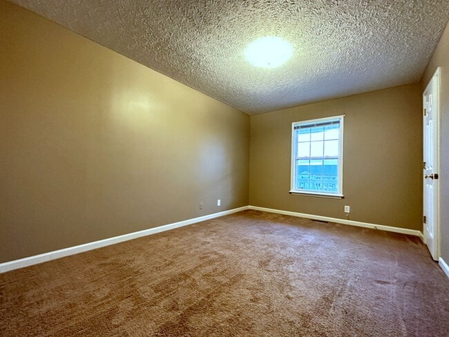 Building Photo - Single-Family in Oak Grove, KY--Deck and Large Backyard!