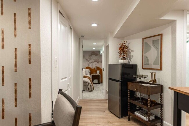 Building Photo - 300 Inca St