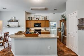 Building Photo - 305 Highland Glen Trail