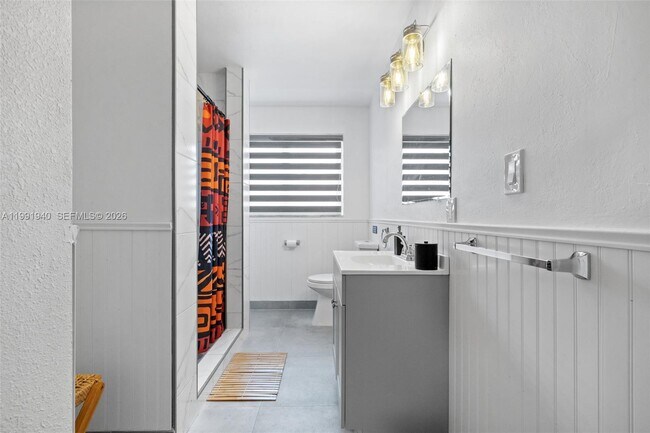 Building Photo - 5920 NE 2nd Terrace