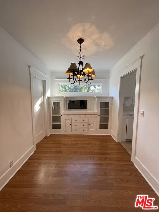 Building Photo - 1155 1/2 N Genesee Ave