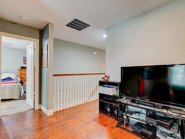 Building Photo - 3201 Forest Park Blvd