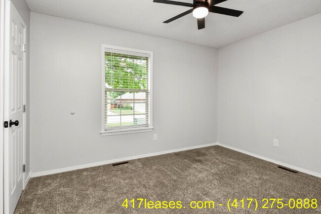 Building Photo - 5384 Soapberry Ct