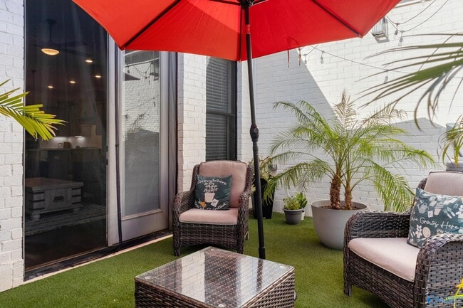 Building Photo - 310 Hay Rake Dr