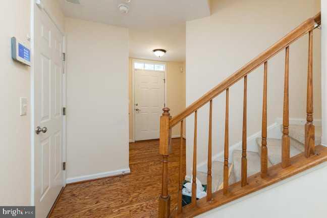 Building Photo - 1254 Corbett Pl