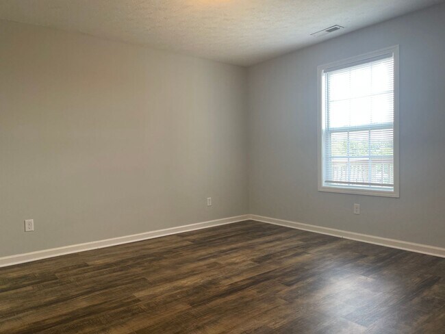 Building Photo - 355 Upper Stone Ave