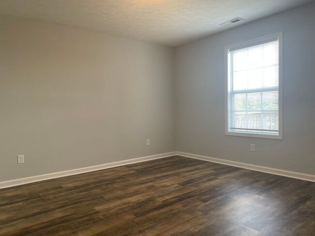 Building Photo - Upper Stone Apartments