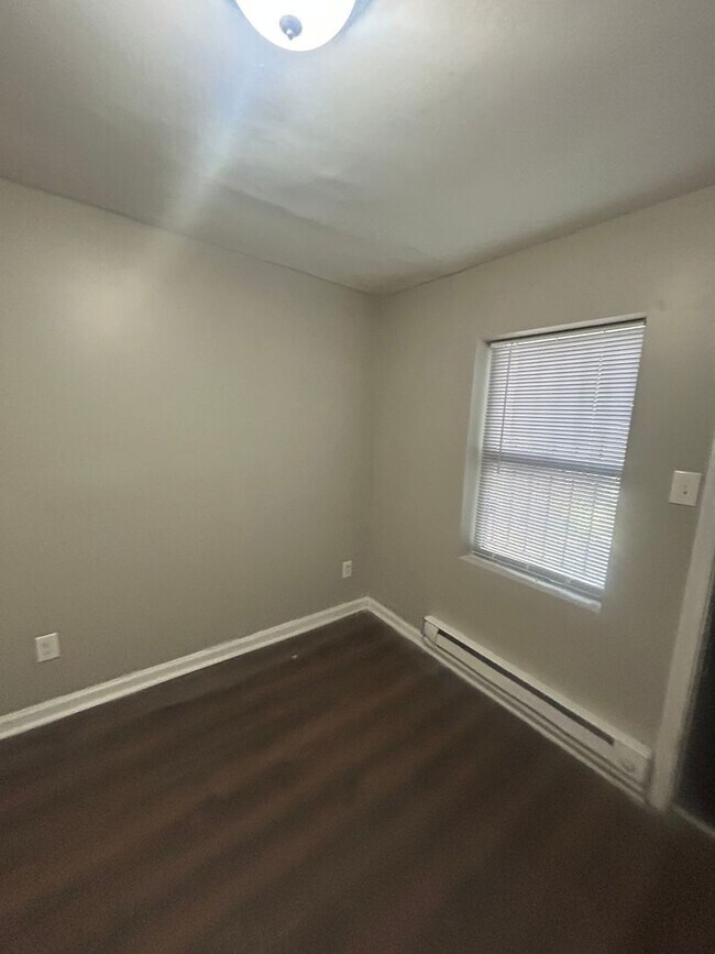 Building Photo - Bright & Updated 2 Bedroom | 2 Full Bath Home – $1,150/Month-3238 Jasper Street Philadelphia, PA ...
