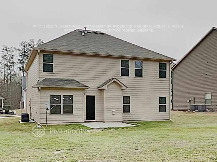 Building Photo - 239 Silver Oak Dr