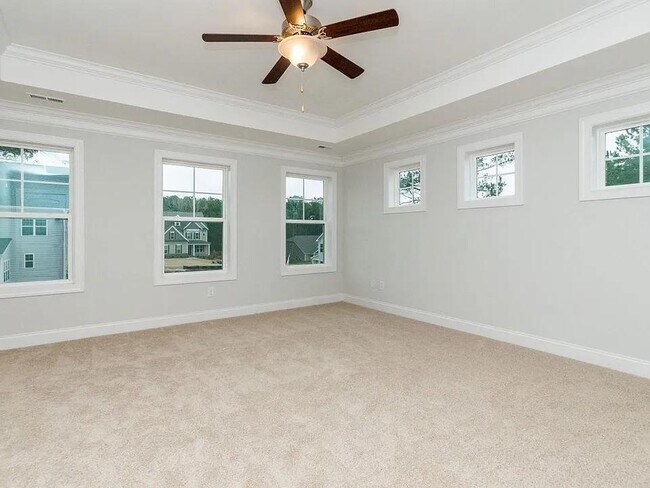 Building Photo - 544 Jones Blf Wy