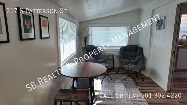 Building Photo - 217 S Patterson St