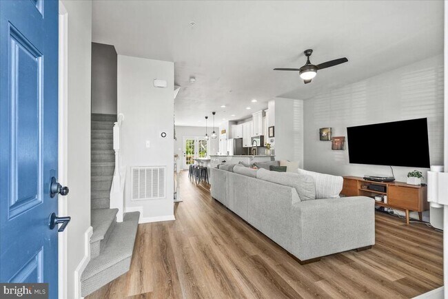 Building Photo - 4532 Tinder Box Cir