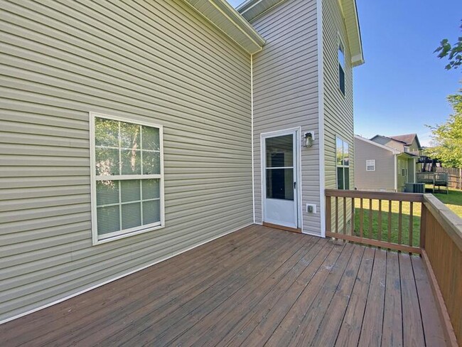 Building Photo - 1449 Mutual Dr
