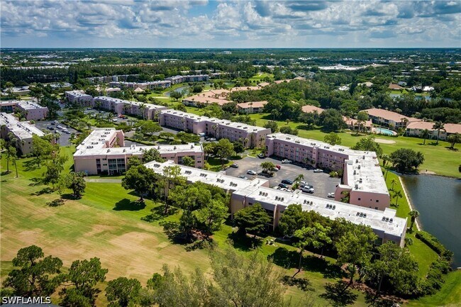 Building Photo - 180 Turtle Lake Ct