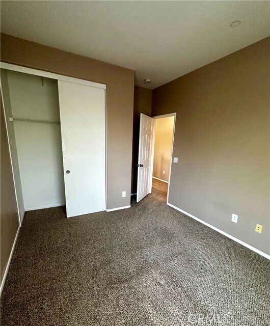 Building Photo - 11500 Park Trails Ct