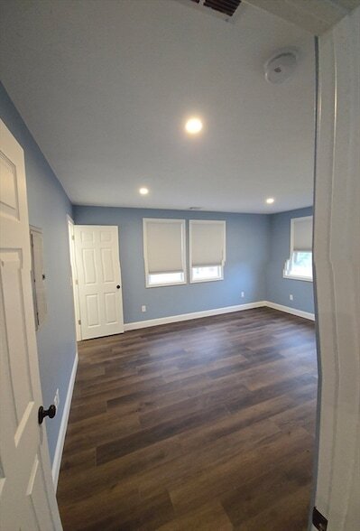 Building Photo - 37 Rose Glen St