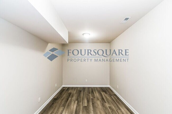 Building Photo - Inviting 5-BR / 4-BA Single-Family Home – Wakefield Neighborhood, Raleigh