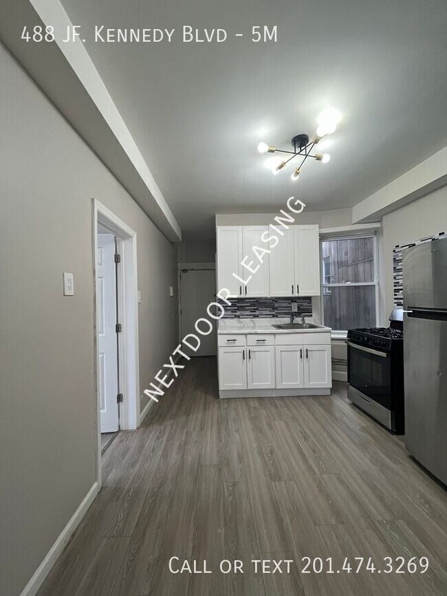 Building Photo - 488 John F. Kennedy Blvd