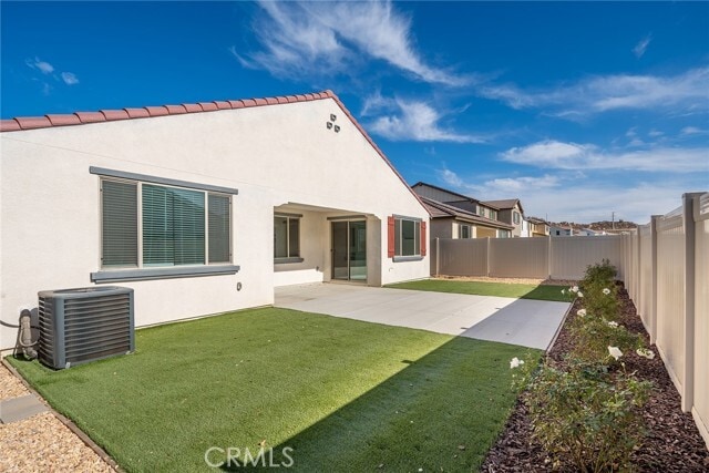 Building Photo - 29601 Tulipwood St