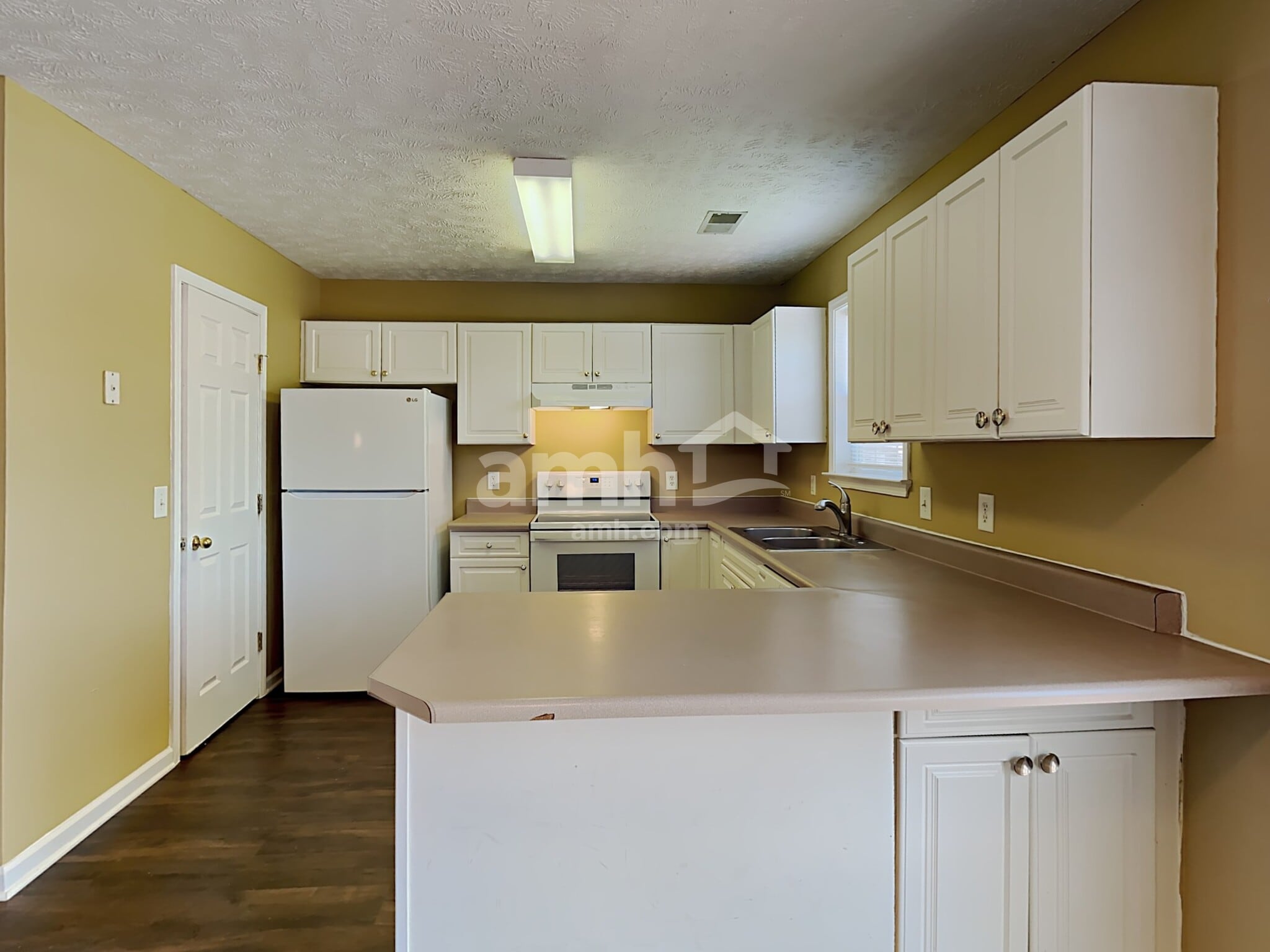 Building Photo - 6135 Steve Scarlett Pl