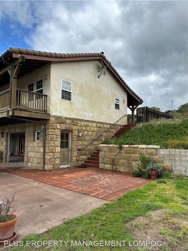 Building Photo - 2 br, 2 bath House - 1940 Tularosa