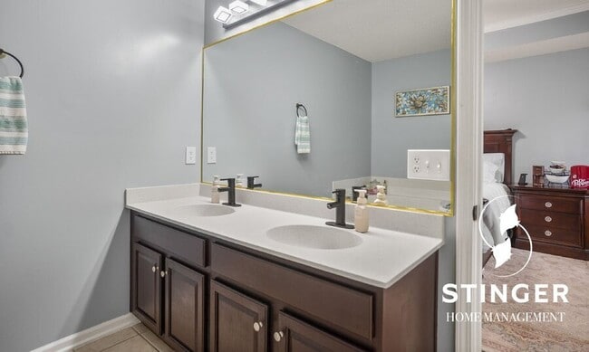 Building Photo - 196 Cotton Field Ln E