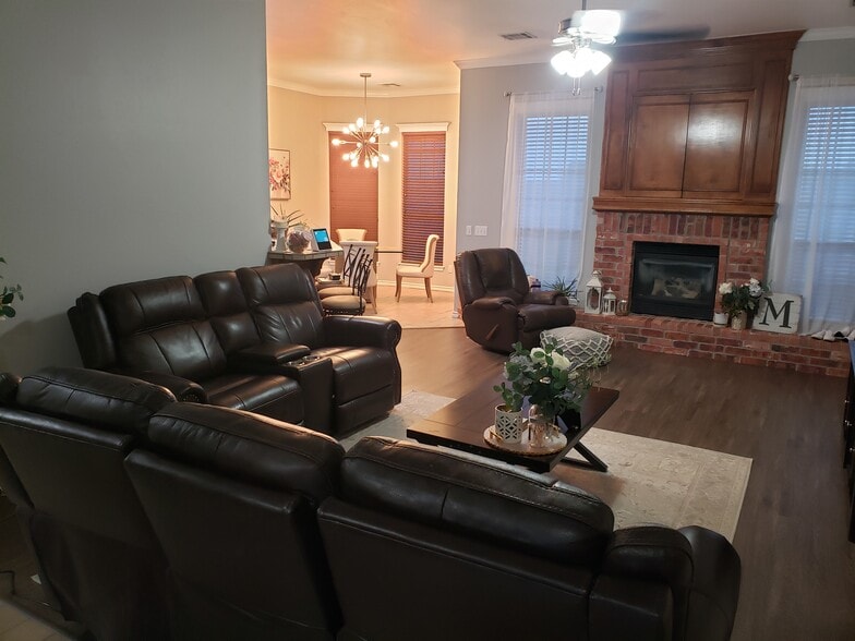 Living room - 16700 VALDERAMA WAY