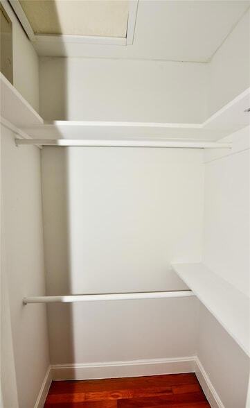 Building Photo - 3908 Becker Ave