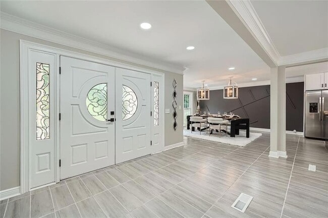 Building Photo - 7575 Ball Mill Rd NE