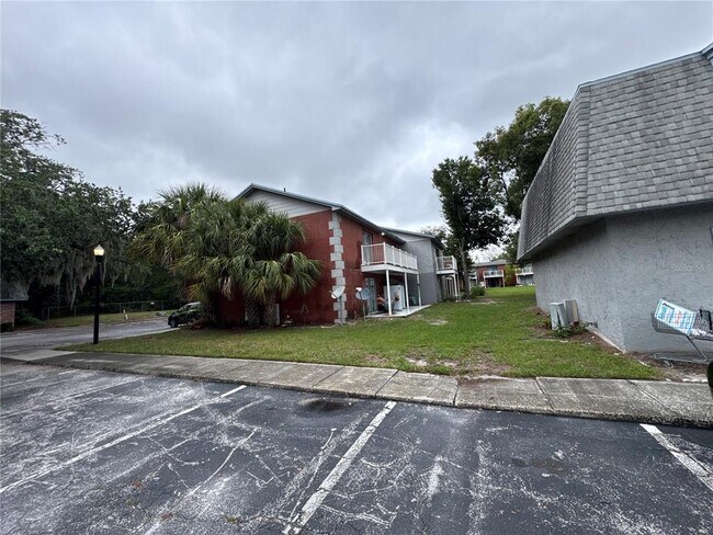 Building Photo - 3045 Aaron Burr Ave
