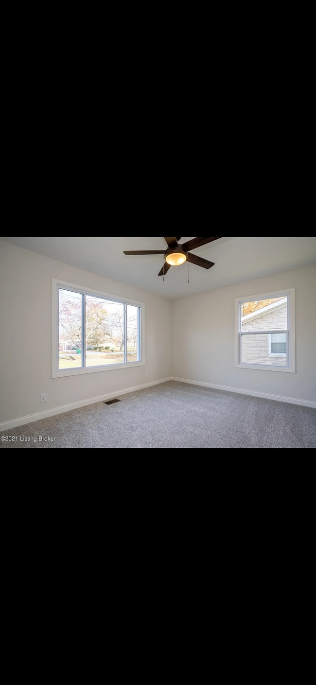 Building Photo - 5914 Ashby Ln
