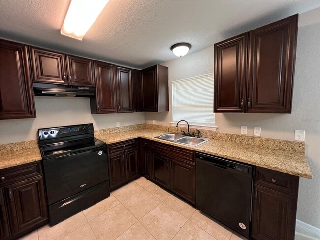Building Photo - 219 Malauka Loop