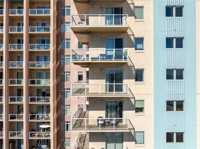 Building Photo - 488 E Ocean Blvd