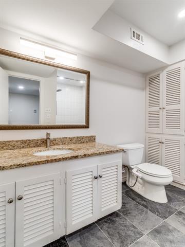 Building Photo - 11108 Valleydale Dr