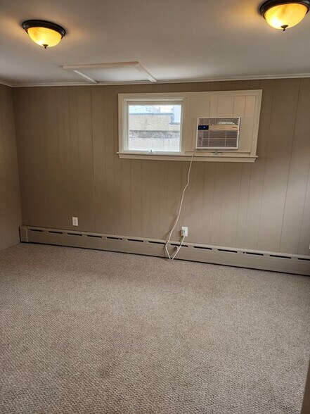 Building Photo - 34 Averton St