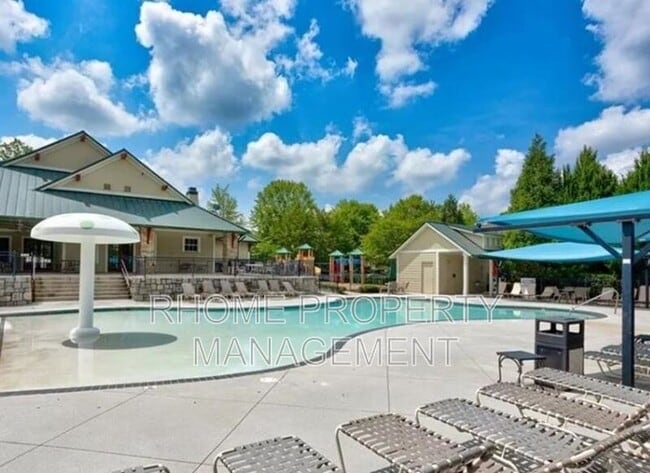 Building Photo - 9926 Stretford Rd