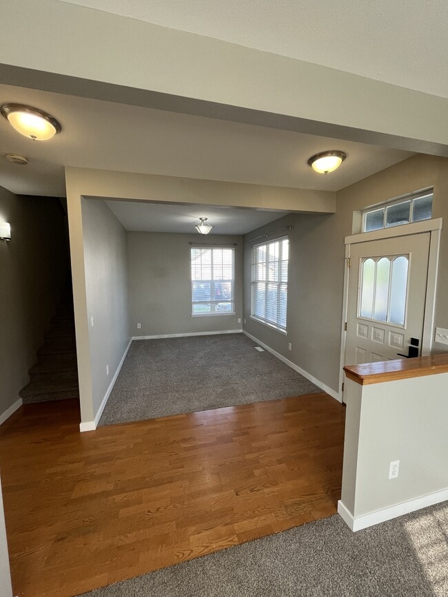 Building Photo - 1341 Colony Ct