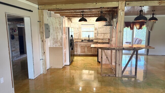 Building Photo - 110 U Vista Ct
