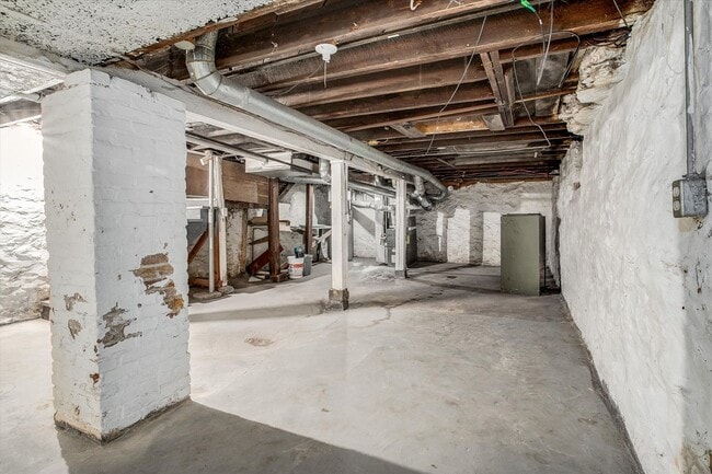 Building Photo - 3817 S Benton Ave