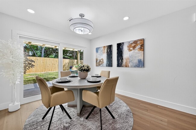 Building Photo - 4030 Woodshire St