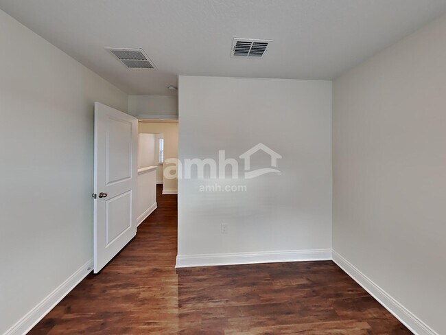 Building Photo - 6107 Little Blf Cir