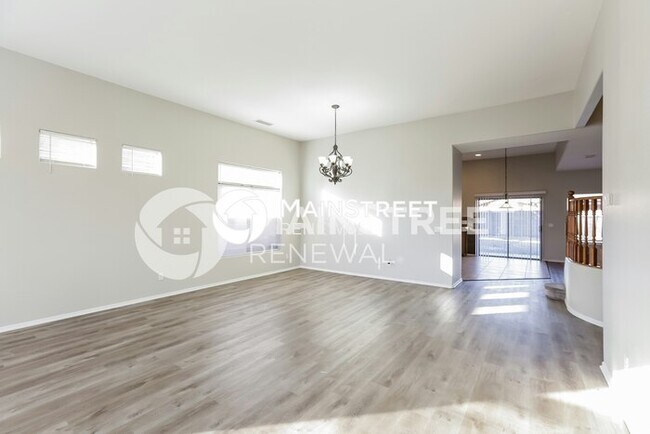 Building Photo - 5334 W Bowker St
