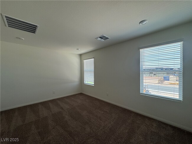 Building Photo - 9144 Vesey Ave