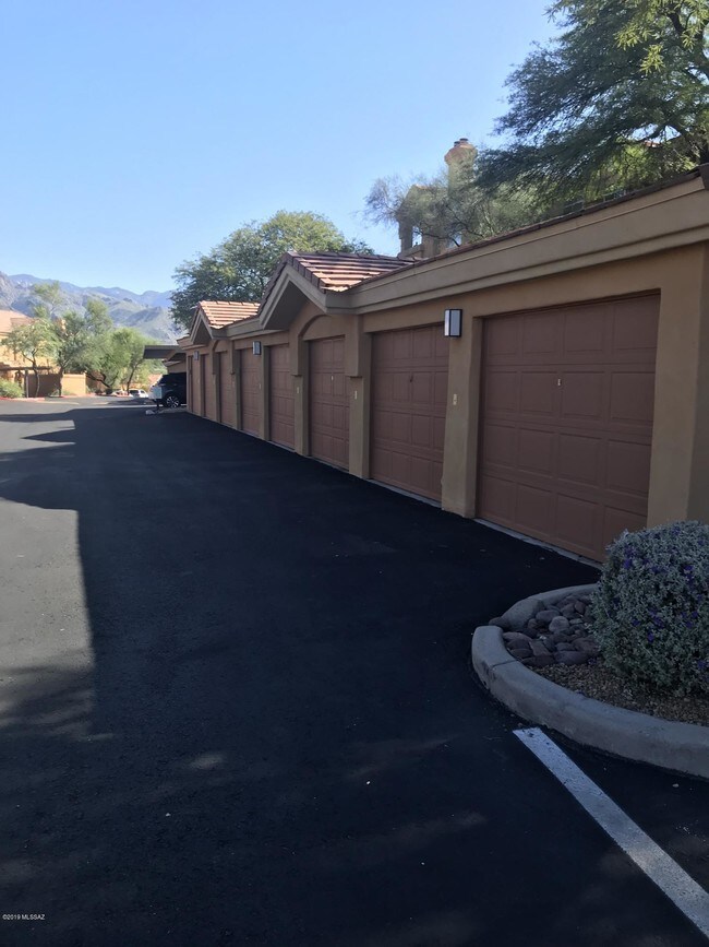 Building Photo - 7050 E Sunrise Dr