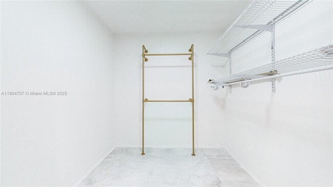 Building Photo - 2525 Garfield St